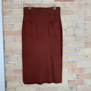 Paper Label Knit Midi Skirt